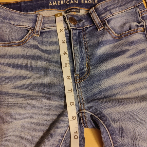 American Eagle Outfitters slightly distressed jegging size 4long - Picture 6 of 13